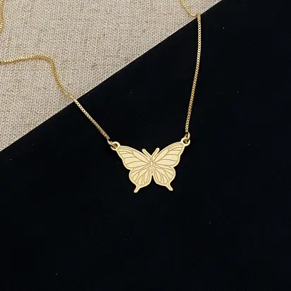 GARGANTILHA BORBOLETA DOURADO